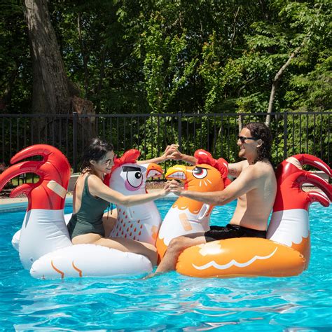 chicken fight water